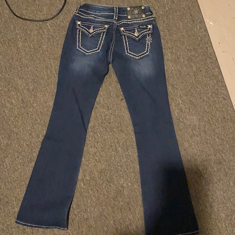 Selling my jeans can’t fit them anymore